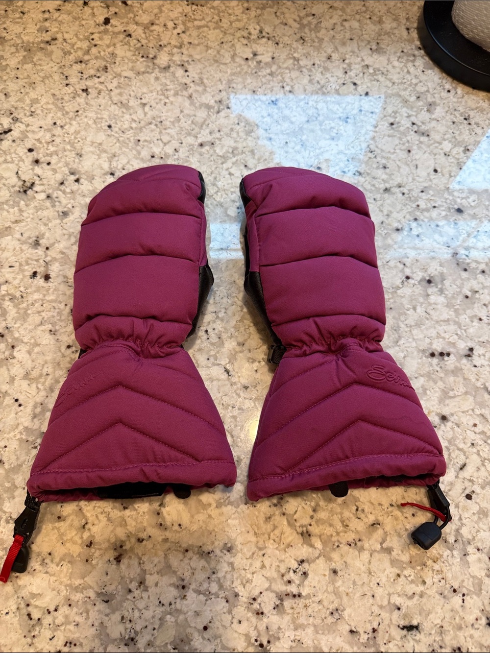 Seirus Waterproof Winter Mittens - Magenta fur lined.